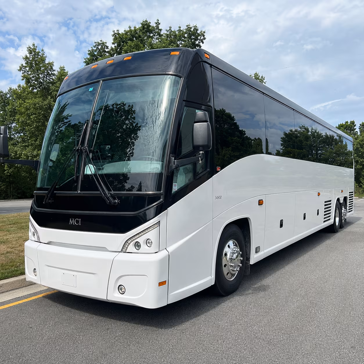 miamigardenscharterbusservices com can help you get to concerts across all of south florida