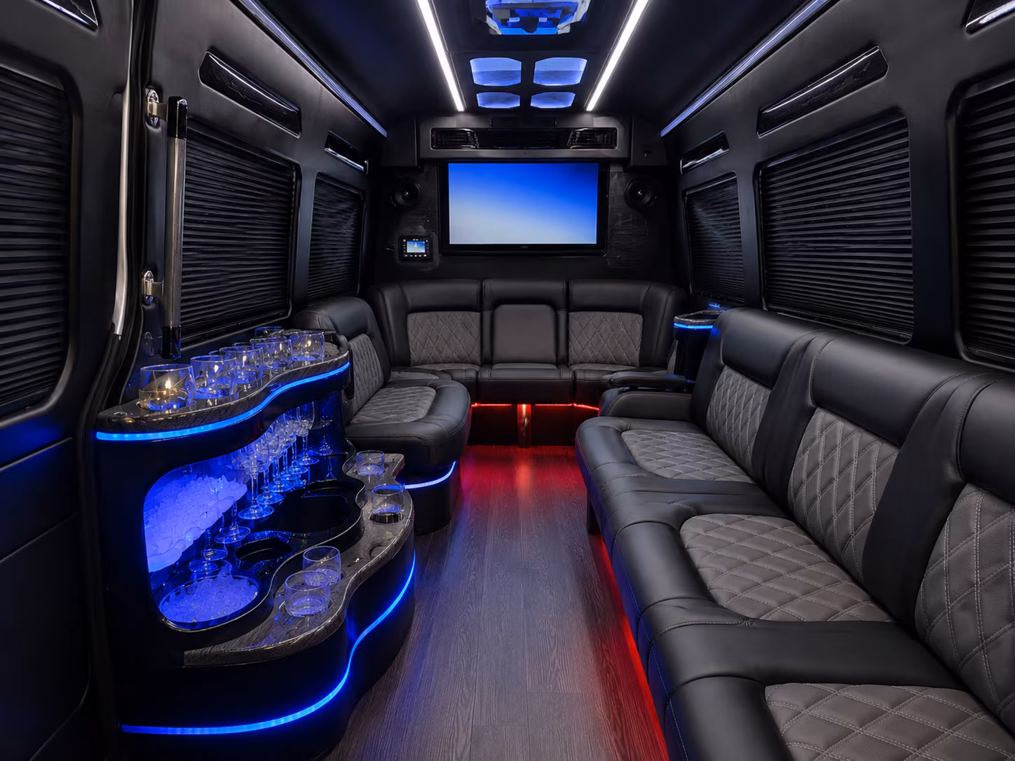 miamigardenscharterbusservices com is the go to for fan groups heading to kaseya center and loandepot park